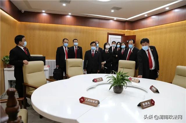 富平法院：学习交流谋“双进”相互提升创“一流”（图）